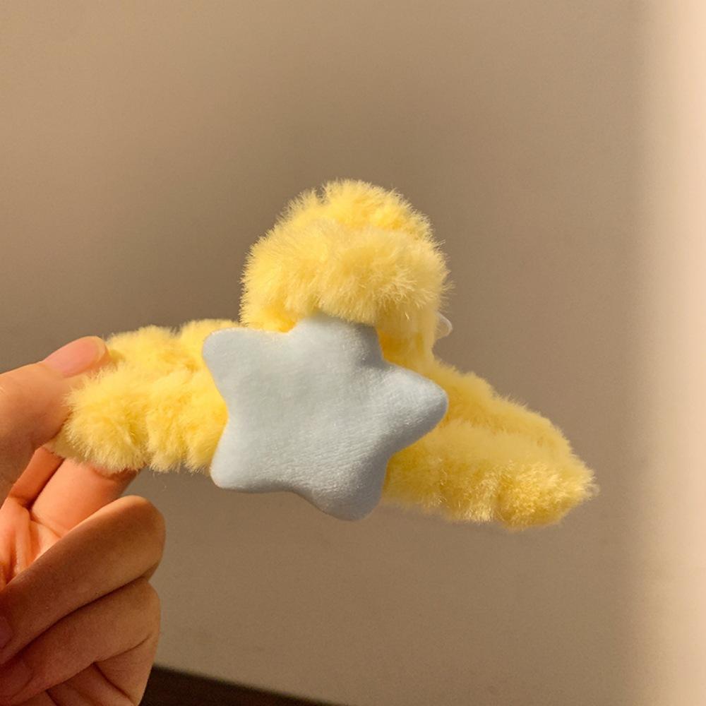 Cute plush dopamine star grab clip autumn and winter fluffy hairpin shark clip large hairpin simple hair accessories