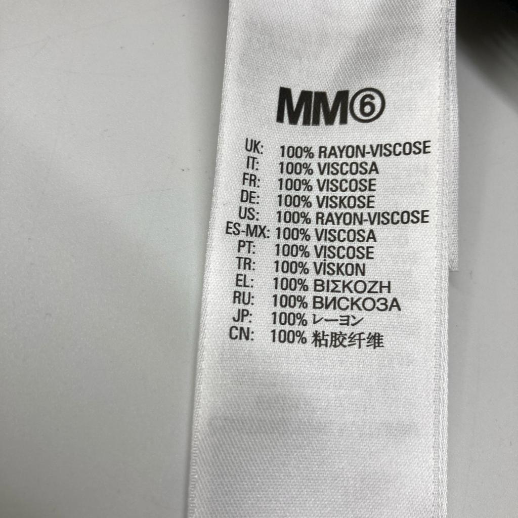 MM6 M60268 MM002 Black Faux Leather Pleated Skirt Skirt 16 blackUsed