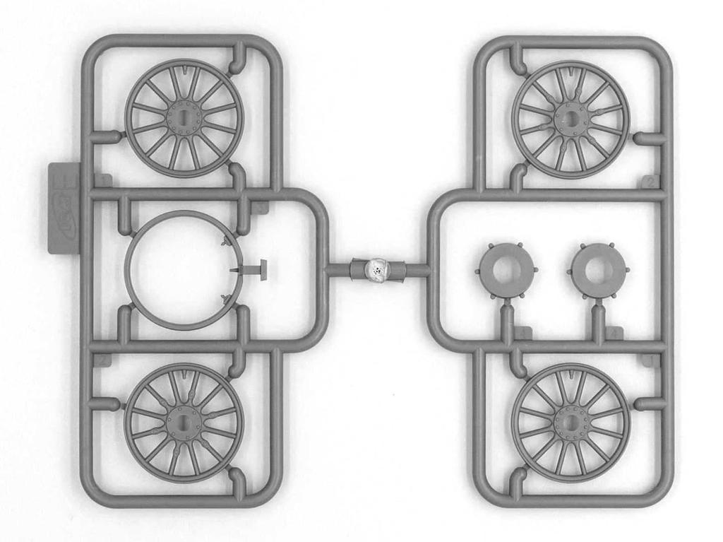 ICM 1/24 Scale Renault Type AG 1910 Taxi Plastic Model 24030