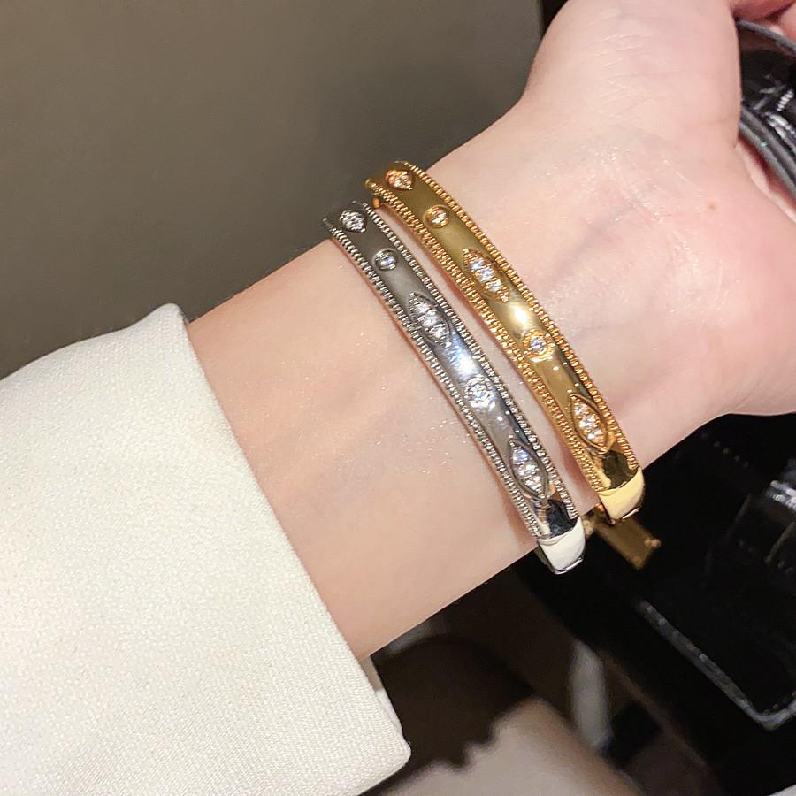 Geometric Zircon Crystal Gold Plated Bracelet With Round Shape For Elegant Women