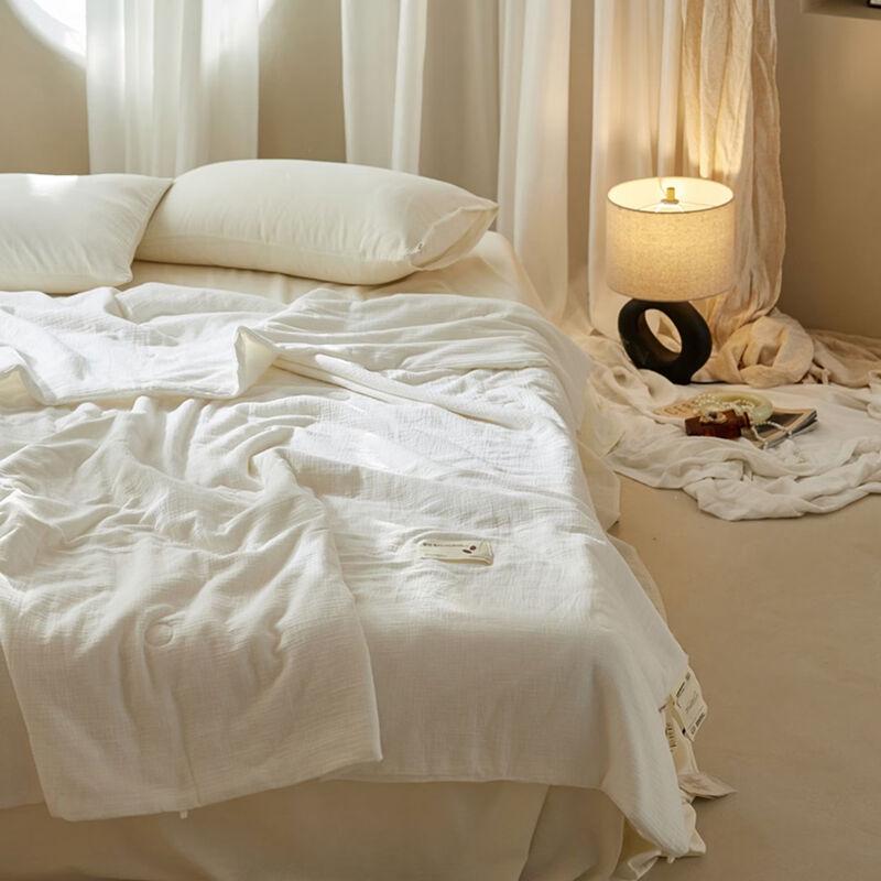 mling Lightweight Warm Soybean Fiber Quilt