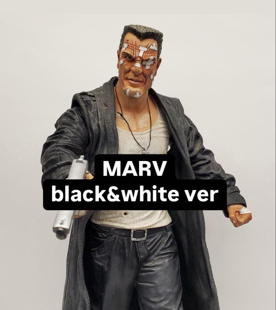 

[USED] MARV BLACK&WHITE version figure