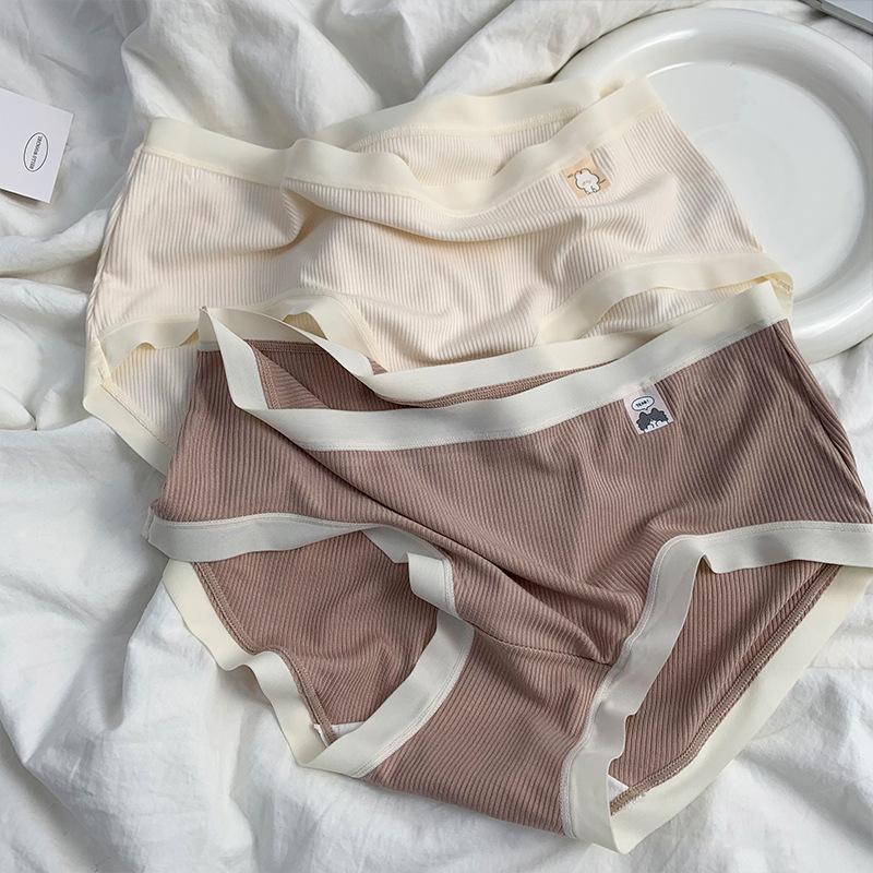 Seamless Mid Waist Comfortable Panties Sweet Cream Colored Women’s Panties