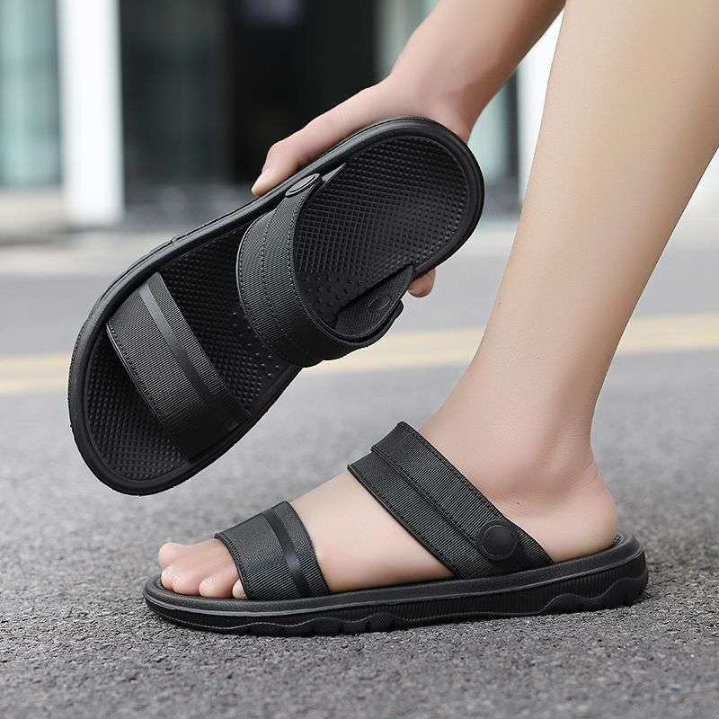 Sandals Men's 2025 New Summer Vietnam Beach Shoes Korean Version Versatile Dual-purpose Outer Wear Men's Flat Shoes Men's Trend