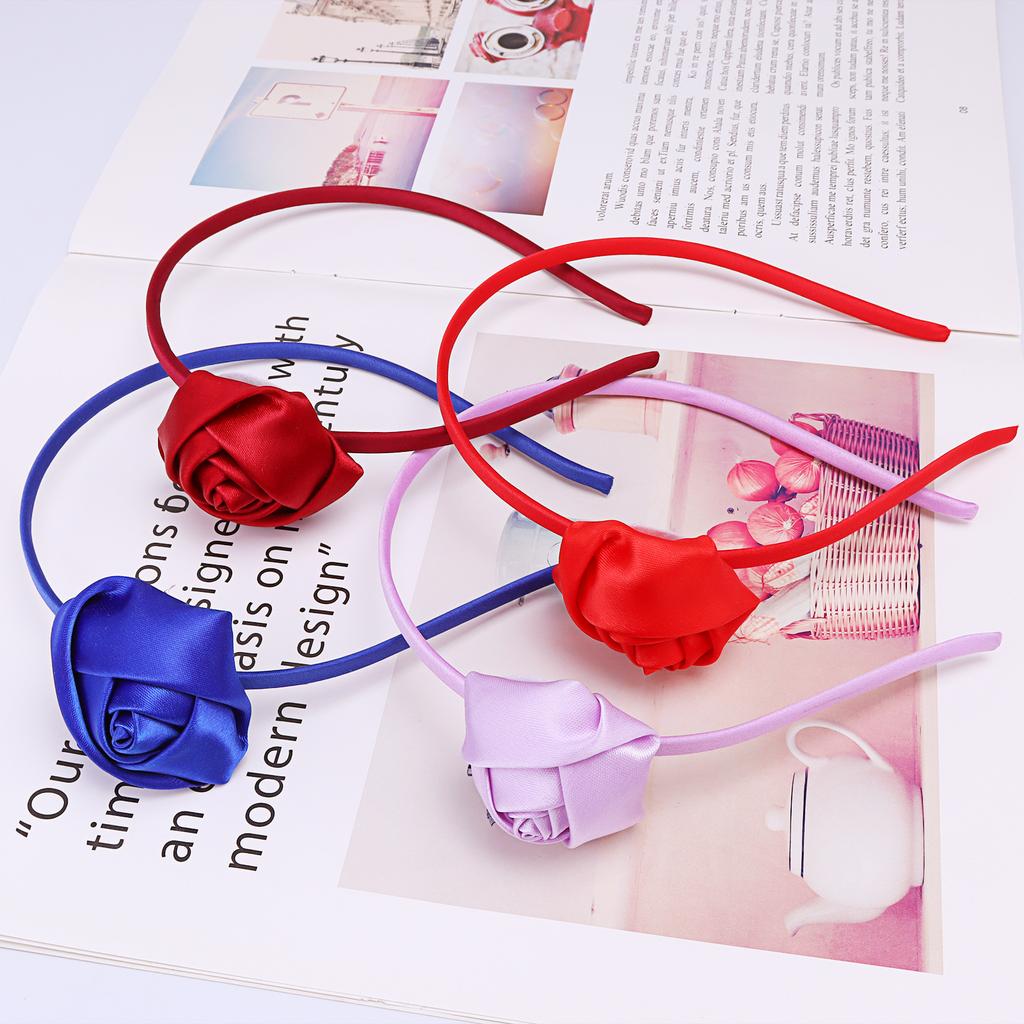 Dziewczęca satynowa opaska na głowę z kwiatem róży w stylu vintage, opaska do włosów, akcesoria do włosów, nakrycie głowy do stroju ślubnego, ręcznie robiony ozdobny element na głowę