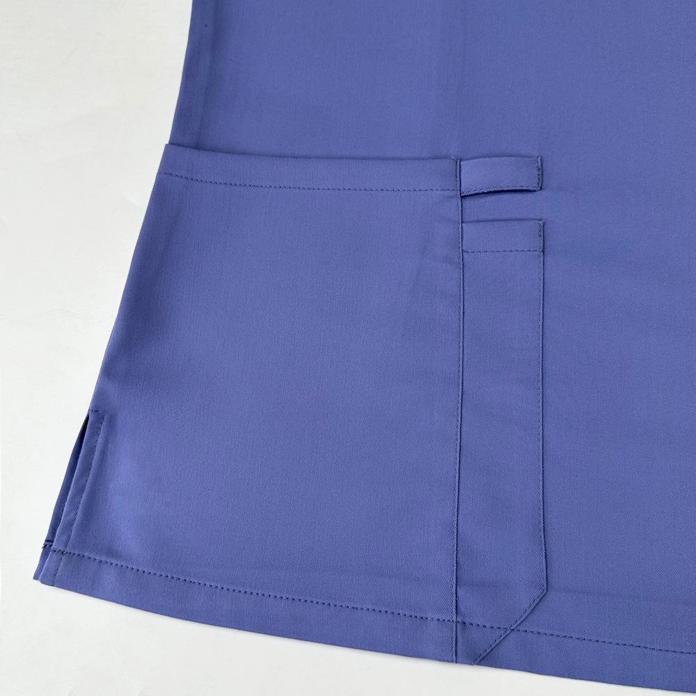 Neuer Arzt- und Schwesternkasack: Trendiges OP-Kittel-Set