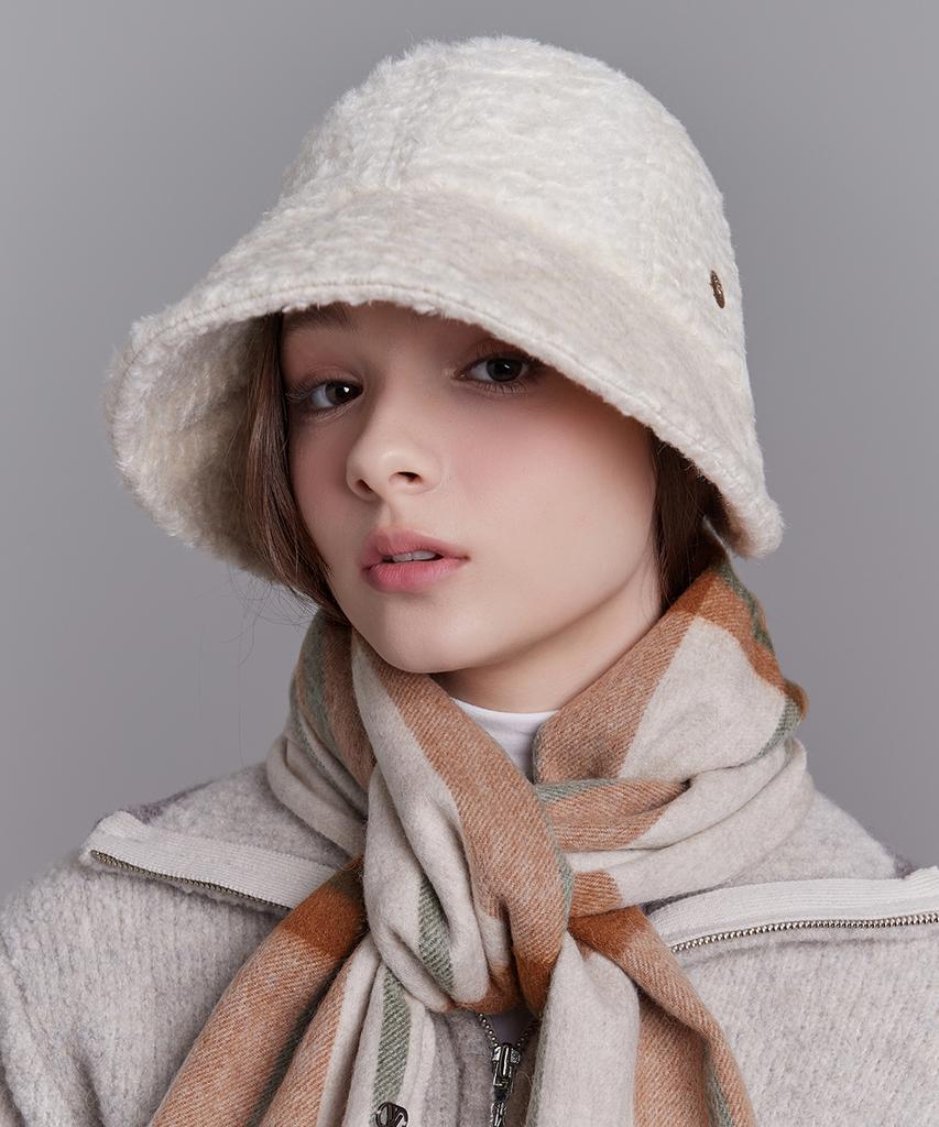 Hwaiteusaenjeu Fluffy Bonnet Hat New Sasha (6 Colors)