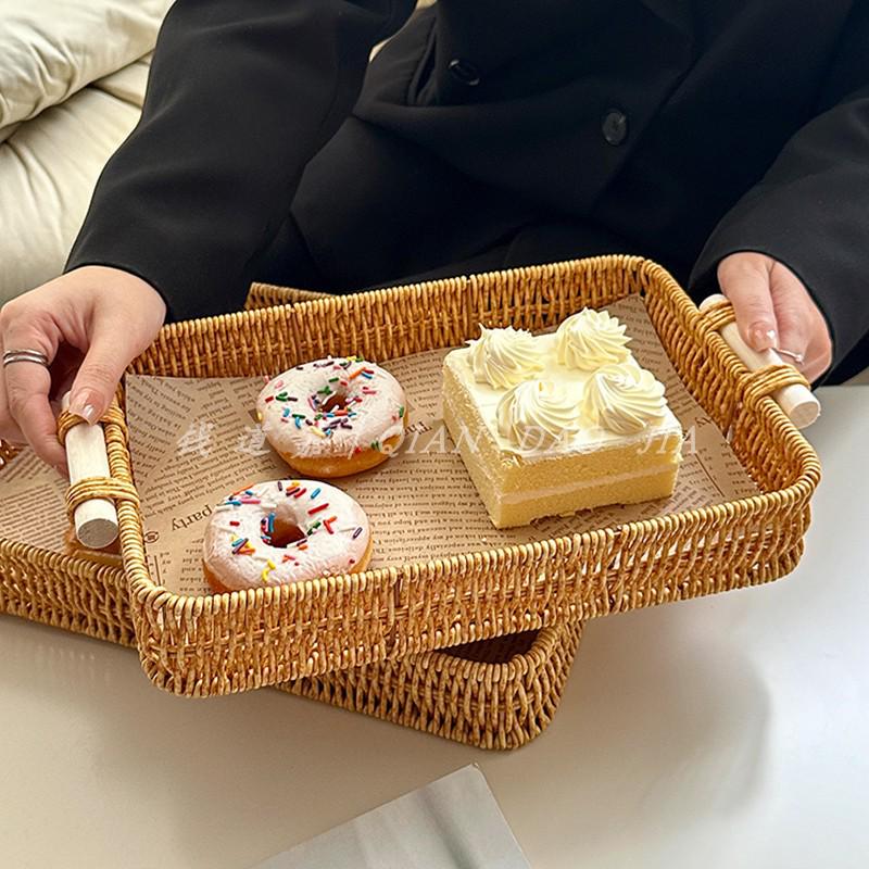 Handgeflochtenes Rattan-Tablett: Brot- und Obstkorb für Snacks und Nachmittagstee