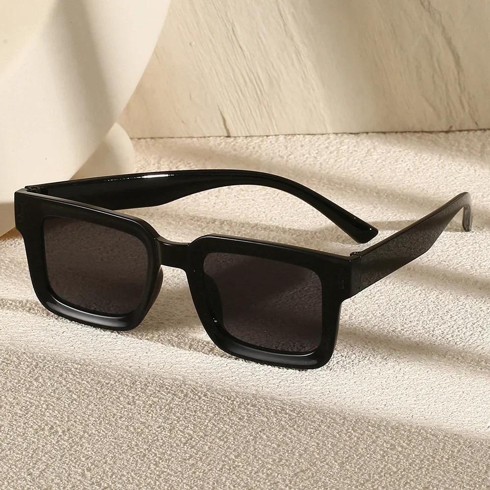 Vintage Women Fashion Square Sunglasses Retro Black Sun Glasses Female Male Eyewear