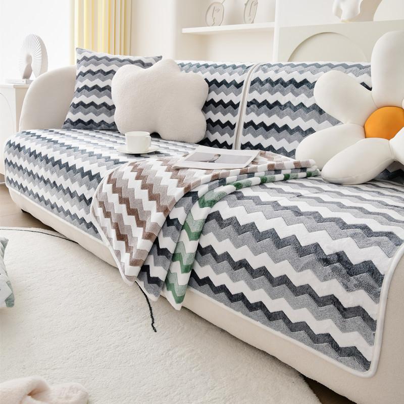 Autumn And Winter Plush Color Wave Sofa Cover Thickened Warm Non -Slip Living Room Sofa Back Towel Furniture Protection Cushion