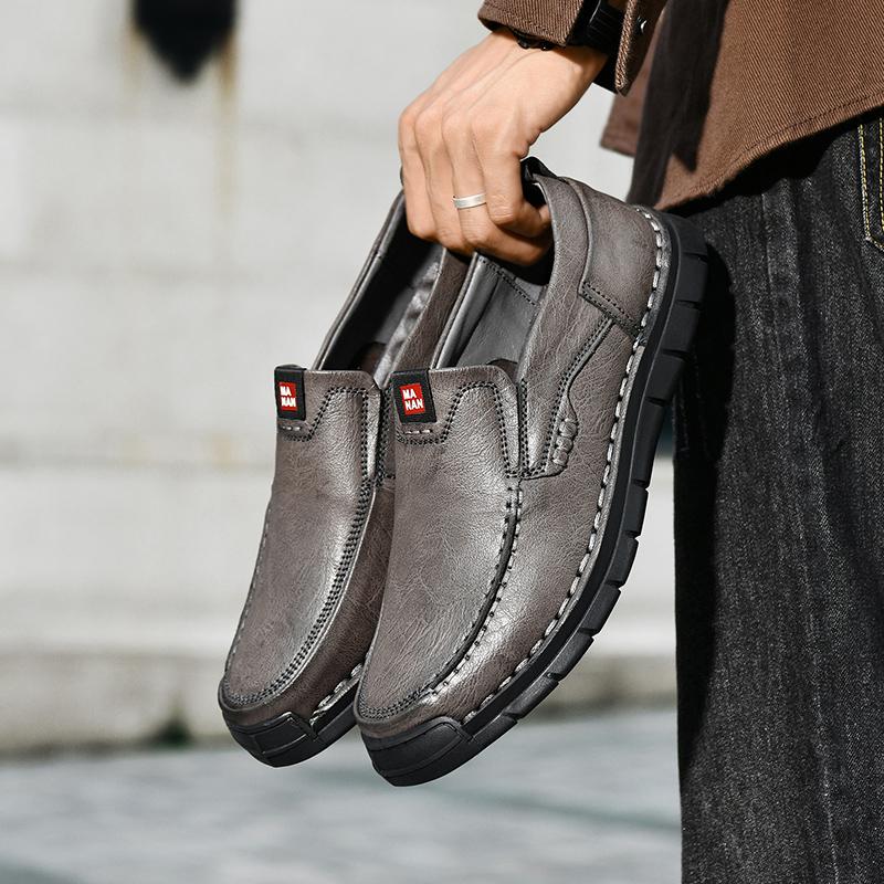 New Soft Leather Men's Shoes Outdoor Men's Loafers Luxury Breathable Men's Driving Shoes Non-Slip Men's Casual Shoes