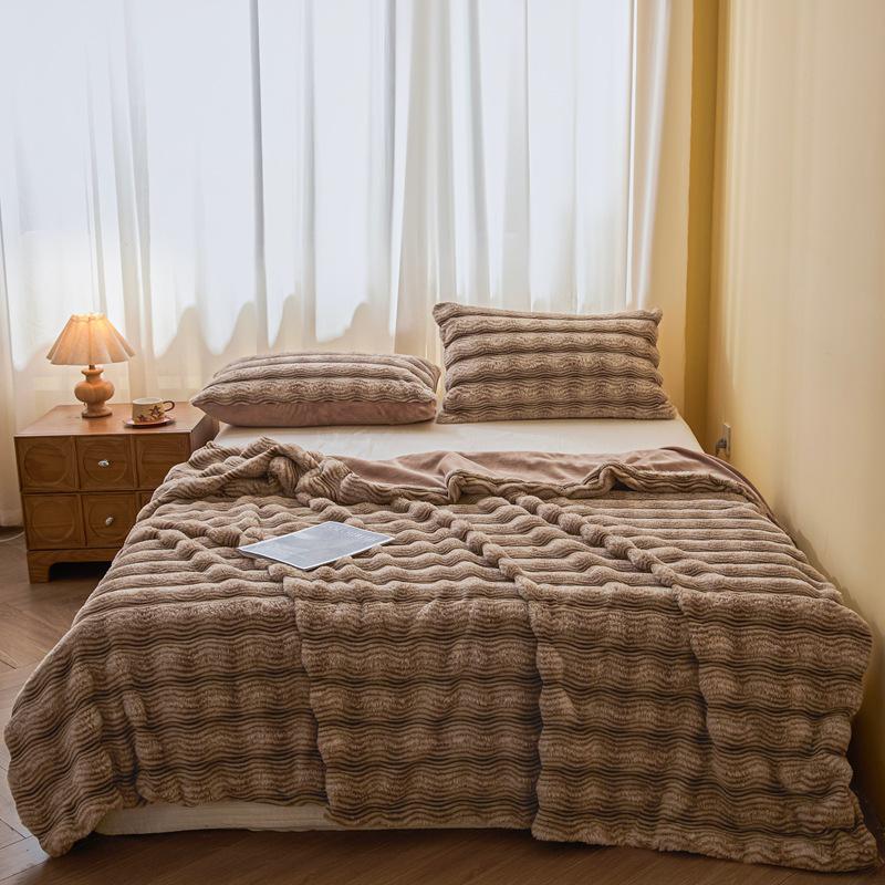 Luxury Winter Shu Cotton Velvet and Lamb Wool Blanket