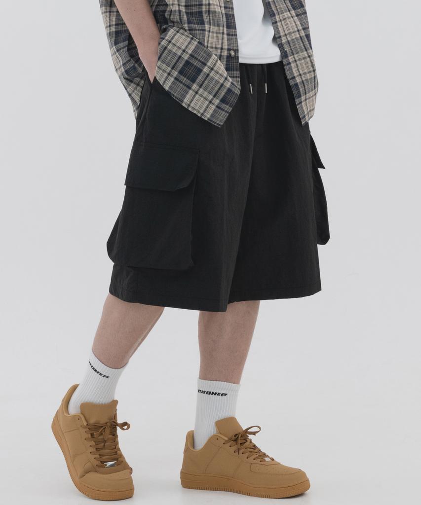 PIANER 3D Pocket Nylon Bermuda Shorts (Black)
