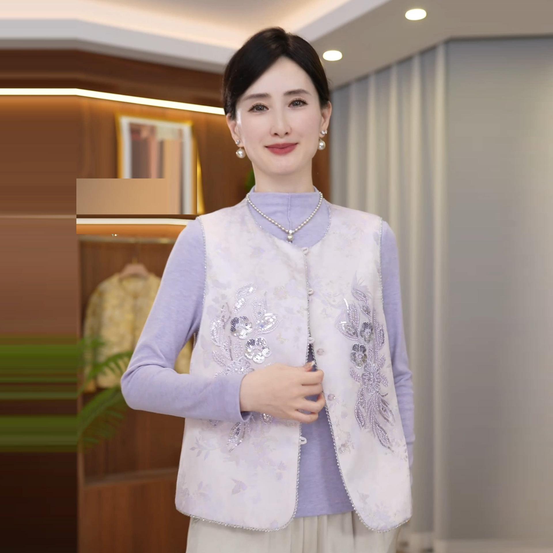 

Jiangnan Embroidered Jacquard Chinese Style Women s Vest Set for Spring 4XL for 135-150 jin