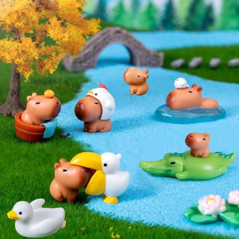 Adorable Capybara Friends Resin Figurines For Car Desk Decor
