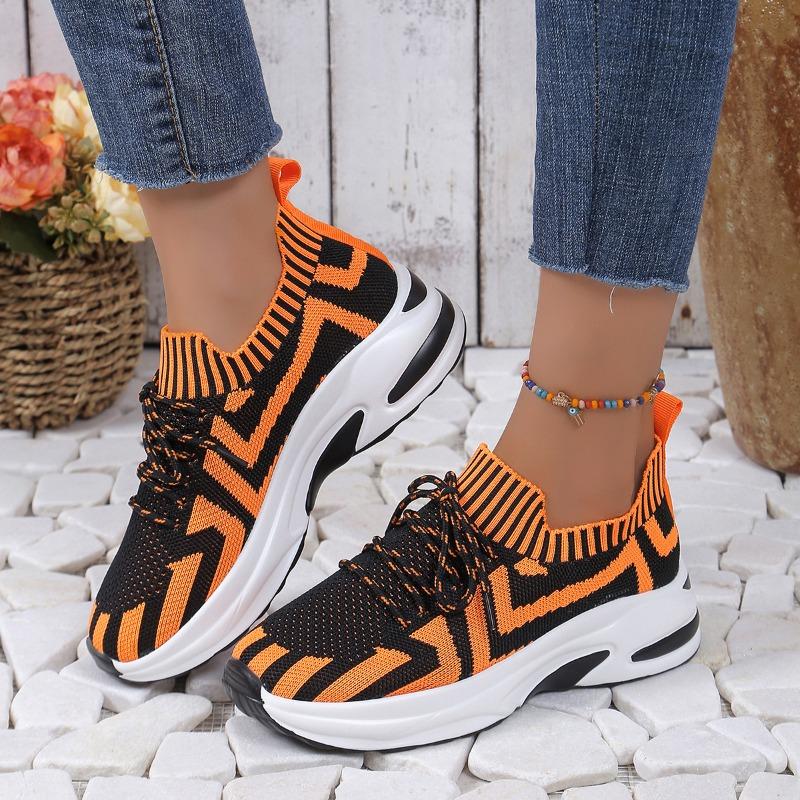 Large size sports women's shoes summer new fashion flat bottom color matching casual shoes front lace-up fly-woven shoes