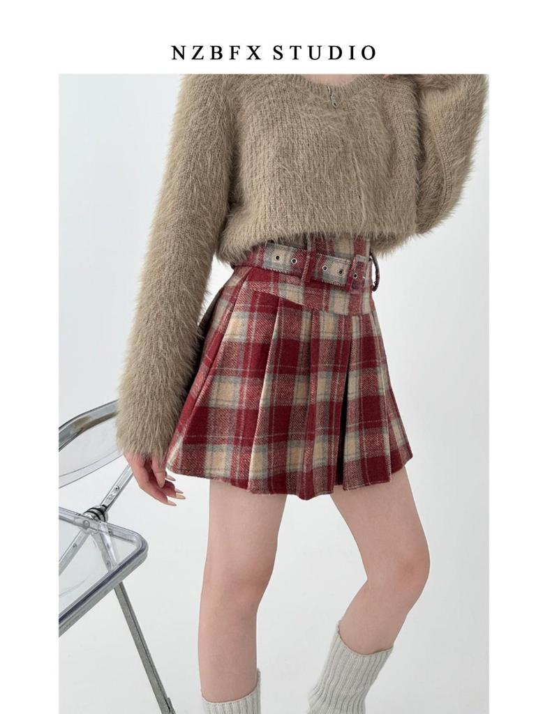 Wool Plaid High Waist Pleated Mini Skirt - Plus Size, Retro Korean Style, Women's Winter Fashion