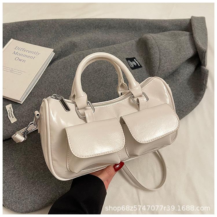 Red handbag European and American temperament multi-pocket underarm bag horizontal cylindrical shoulder messenger bag