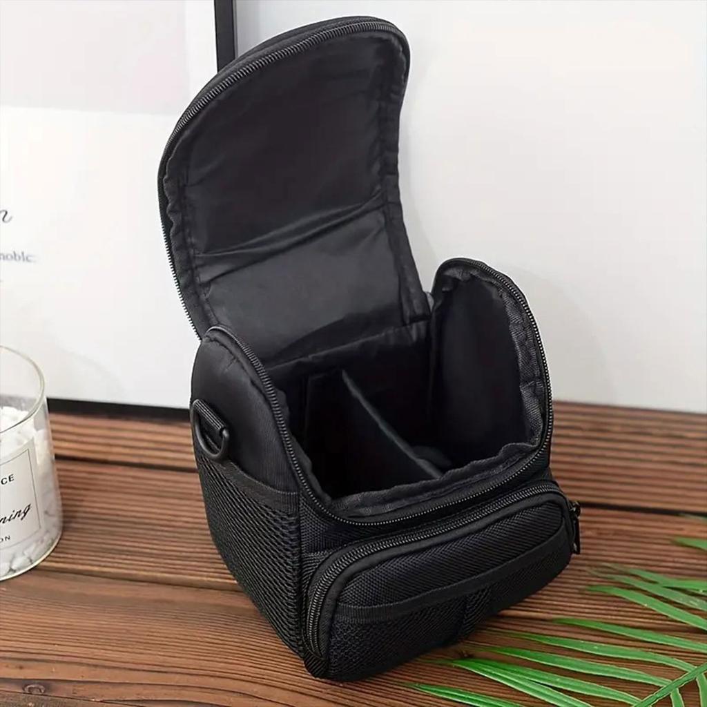 Nikon D40 SLR Camera Bag: Light, Portable, for Single - or Cross - Body Carry, Stores Micro SLRs.-liu