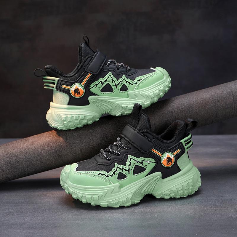 

Boys shoes spring and autumn 2025 new leather waterproof casual shoes non-slip middle and older children s sports shoes 28