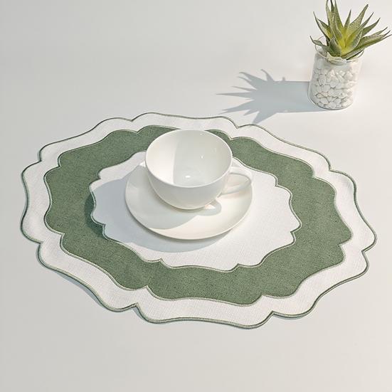 Scalloped Linen Placemat Dining Table Mat Machine Washable Wrinkle Free Dining Placemat for Home Farmhouse Kitchen Restaurant