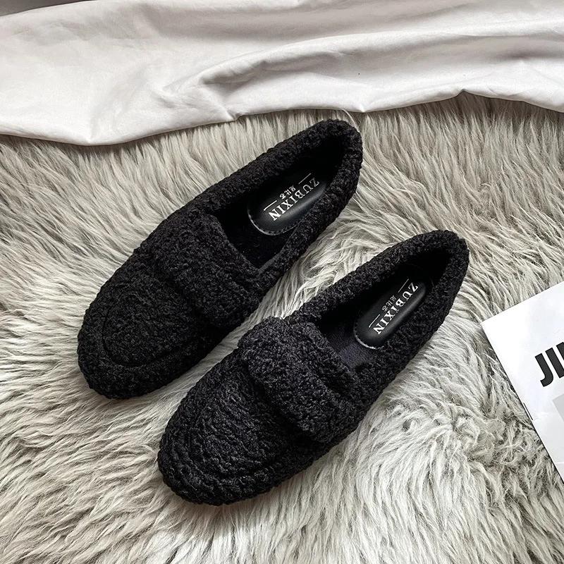 

Зимние теплые плюшевые женские мюли с одной полосой, меховые тапочки, уютная хлопковая обувь, женские туфли на плоской подошве, закрытые носки, флисовые шлепанцы, женские шерстяные панталончики 33