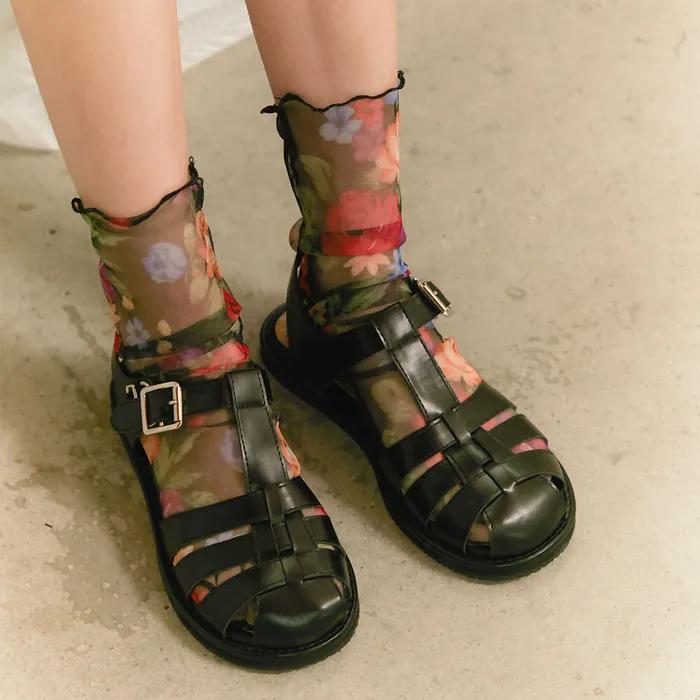 Isabelle Flower Mesh Socks