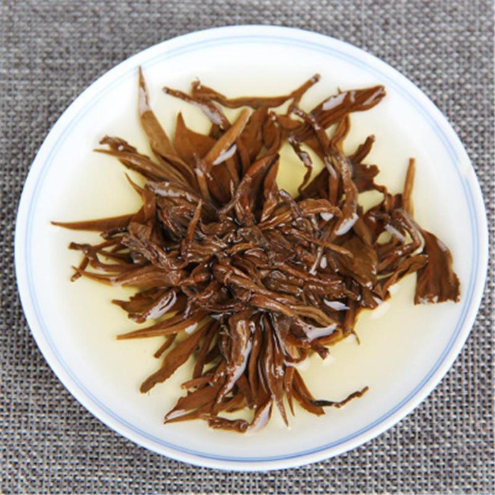 Tè Nero Dianhong 60g Pallina Dorata Piccola in Lattina Fatto a Mano Yunnan Cina