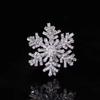 European and American Snowflake Style Autumn and Winter New Niche Design Cold High-end Exquisite Bright Personalized Brooch Accessories