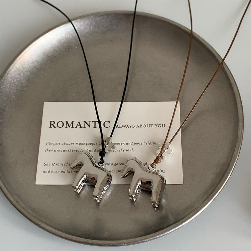 Fashion Metal Long Silver Pony Pendant Necklaces For Women Cartoon Horse Necklace Jewelry Accessories Gift