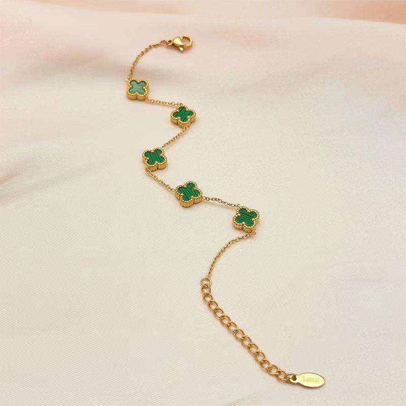 Lite Blomst Mini Armbånd Firkløver 9mm Ny Titanstål Fem-blomst Liten Utsøkt Enkelt High-end Damearmbånd