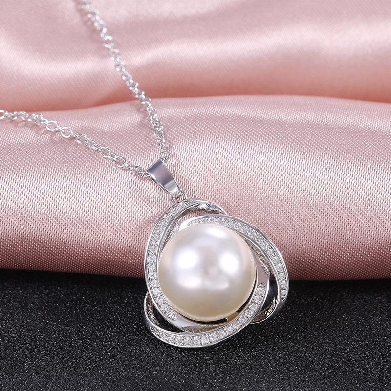 Huitan Classic Triangle Inlaid Round Imitation Pearl Pendant Women Necklace for Engagement Wedding Ceremony Fashion Necklace