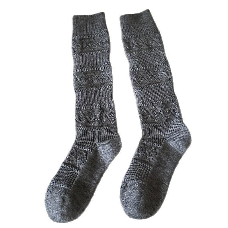 Slimming Thickened Wool Pile Socks with Diamond-patterned Texture for Women, Long and Versatile Calf Socks, Solid Color School Style Long Leg Socks