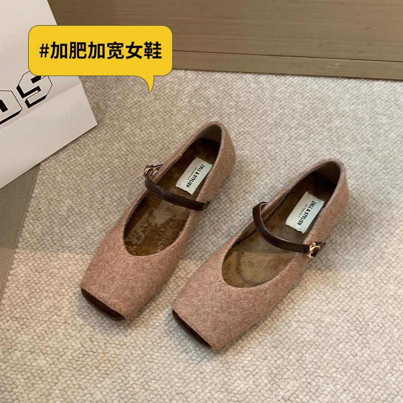 - Flat single shoes winter new one-word buckle Mao Mao shoes widened large size women s shoes to 4 35 4140₽