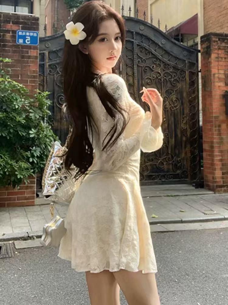 Elegant Women's V-Neck Lace Dress – Slim-Fit with Cinched Waist, Flared Sleeves, and A-Line Short Skirt for Early Spring.