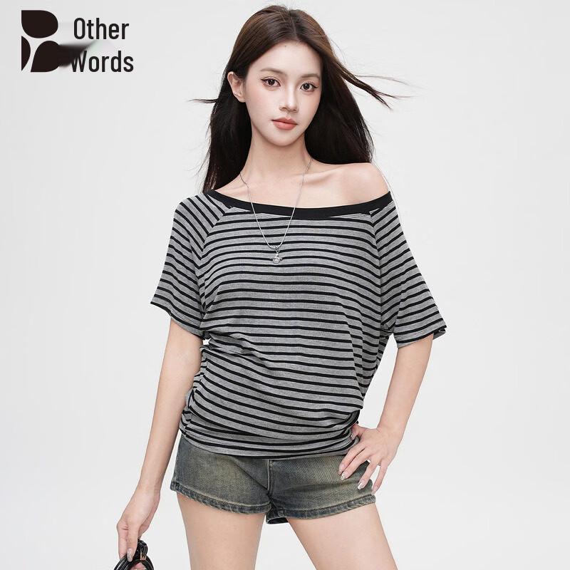 Women s Striped Off-Shoulder T-Shirt L
