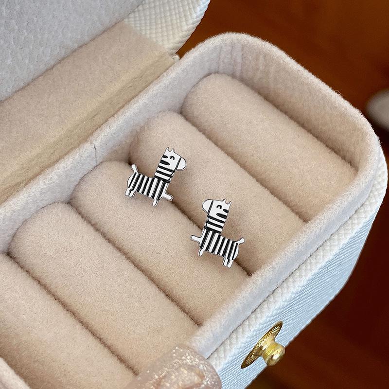 Sterling Silver 3D Zebra Stud Earrings - Korean Mori Style
