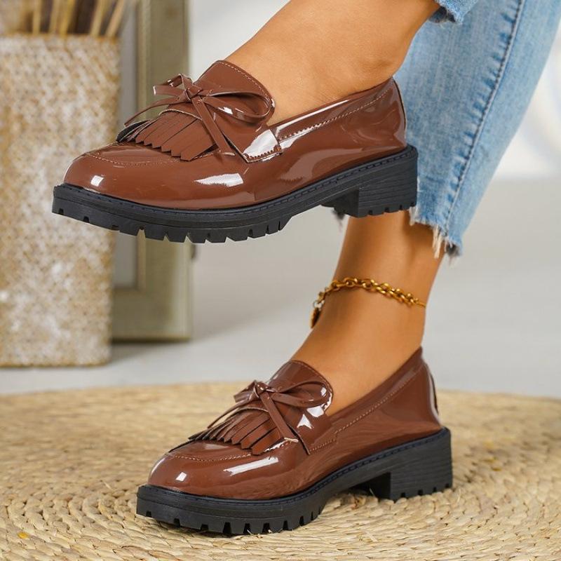 Large Size New Patent Leather Bow Mary Jane Shoes Casual Shoes In Spring and Autumn