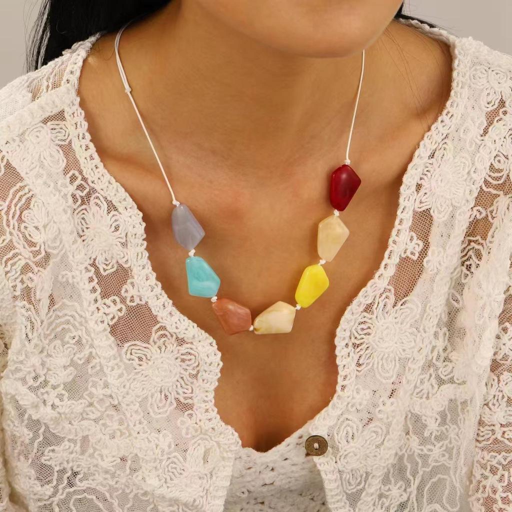 Retro Minimalist Fashion Free Knotting Flower Pendant Wax Thread Necklace Clavicle Chain