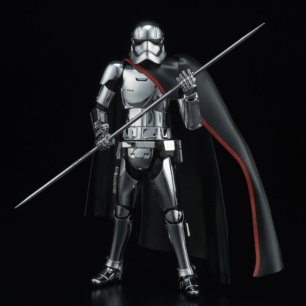 Star The Last Jedi Captain Phasma Scale Plastic Model BAN219776 Wars 1/12