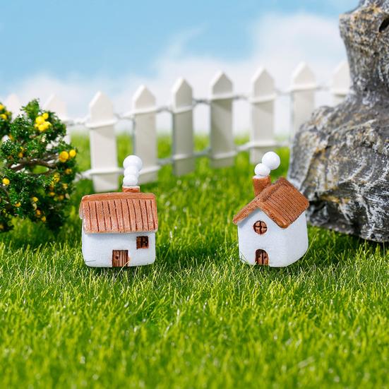 Miniature Resin Houses for Fairy Garden 2Pcs Mini Chimneyed Cottage Figurines, Rural House Building Ornaments DIY Micro Landscape Accessories