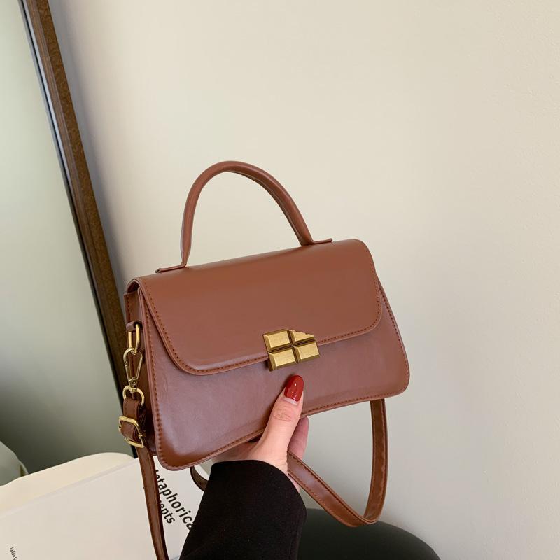 

Маленька сумка жіноча 2024 весна нова мода проста текстура на плече сумка-месенджер повсякденна легка розкішна портативна маленька квадратна сумка коричневий