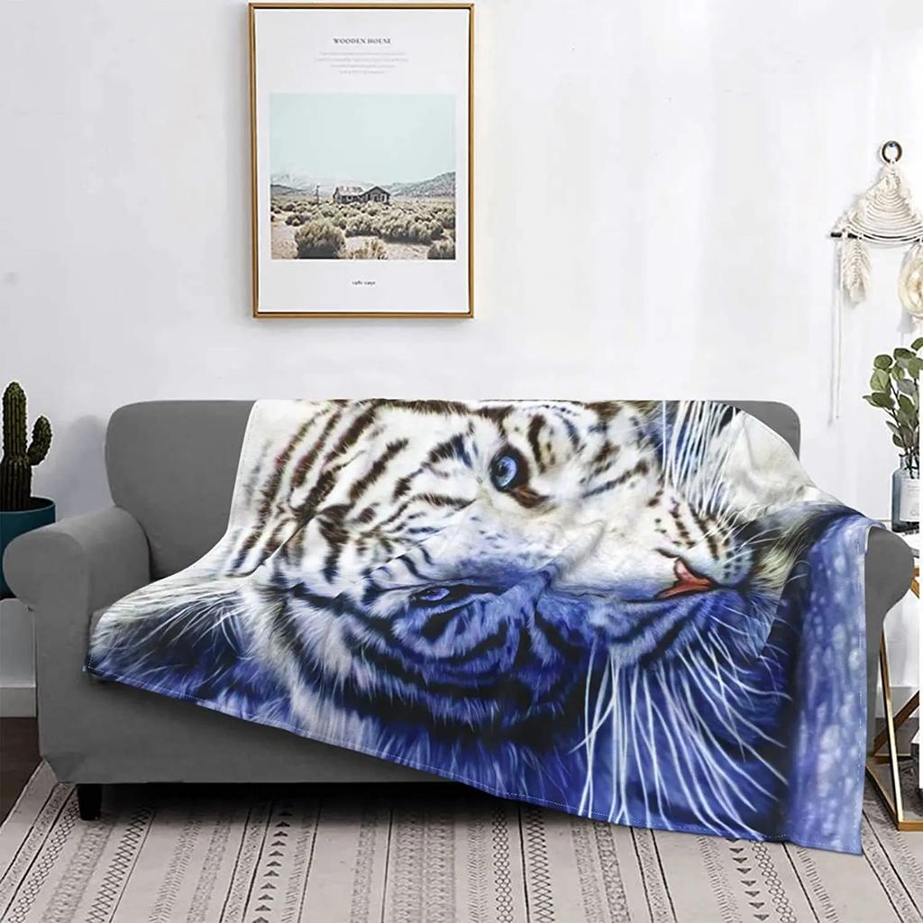 Coperta Plaid Tigre Bianco Morbida Accogliente Calda Coperta in Flanella Tigre Bianco Siberiano Sotto La Notte Stellata Blu Coperte per Divano Letto