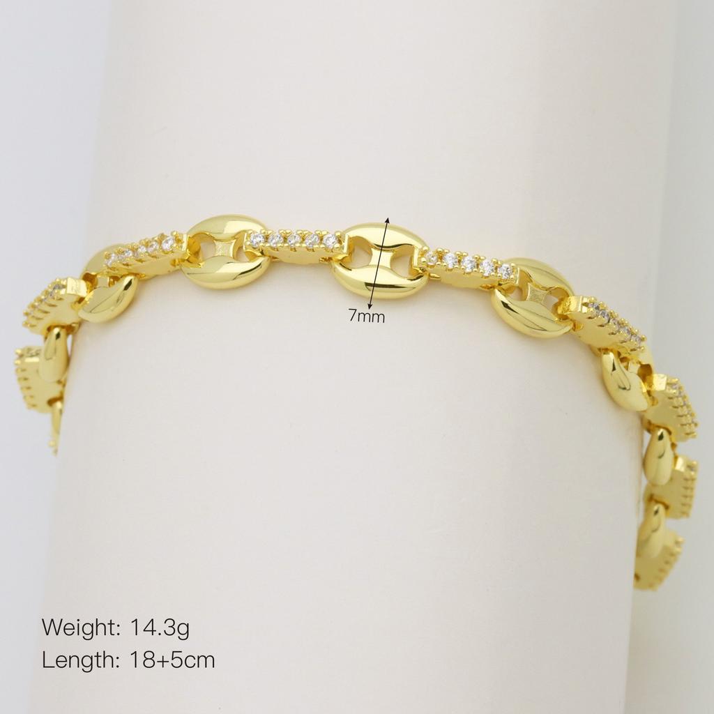 Personalized Light Luxury High-End Copper Gold-Plated Hollow Heart-Shaped Love Zircon Pig Nostril Strap Bracelet