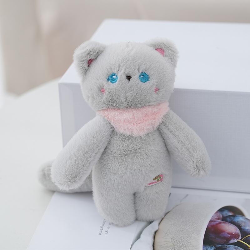 

Милый плюшевый брелок для кошки, аксессуар для рюкзака, милый и мягкий, 18 см, со шарфом серый