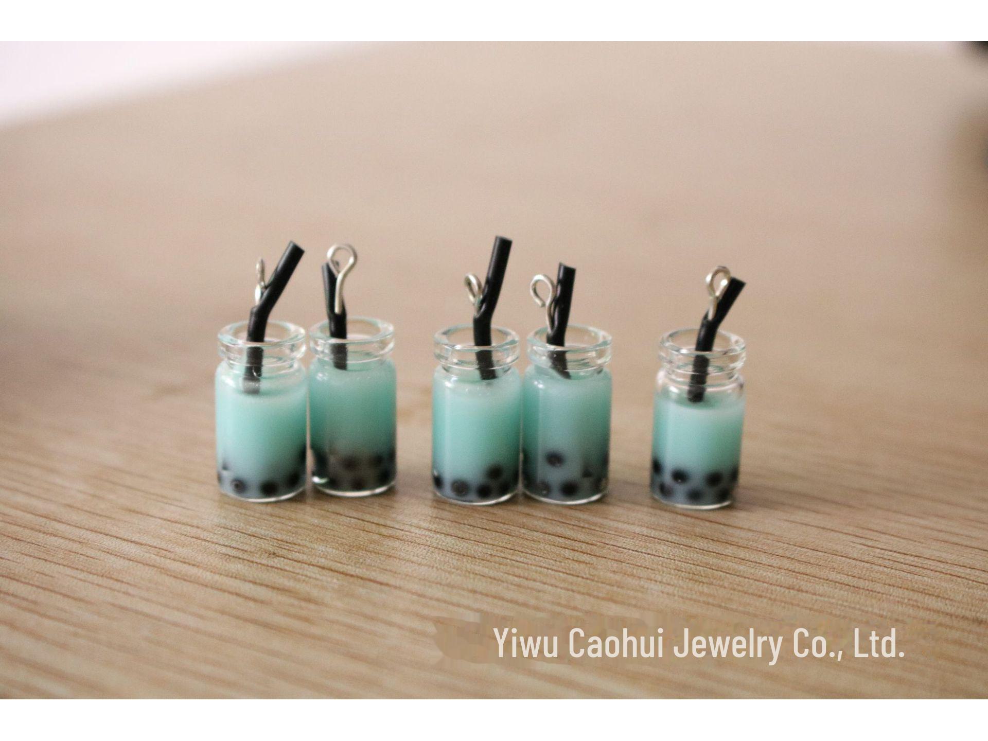 

Серьги и брелок в форме чашки молочного чая с 3D-жемчужинами - Креативные украшения из смолы White Straw without Loop