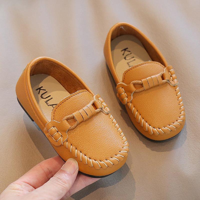 Korean Version of Casual Children's Bean Shoes Soft Soles Set Foot Baby Shoes Autumn New Boy Leather Shoes A Slip-on