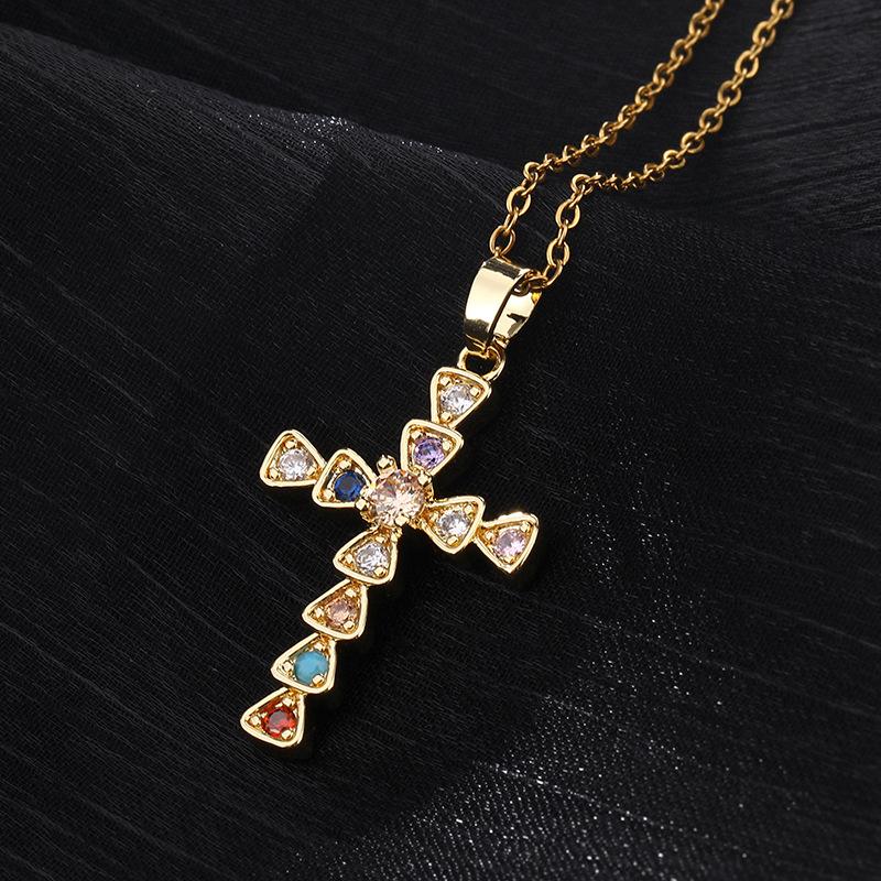 Cross necklace, zircon, European and American necklace, titanium lock chain, Instagram retro punk, personalized pendant, niche design