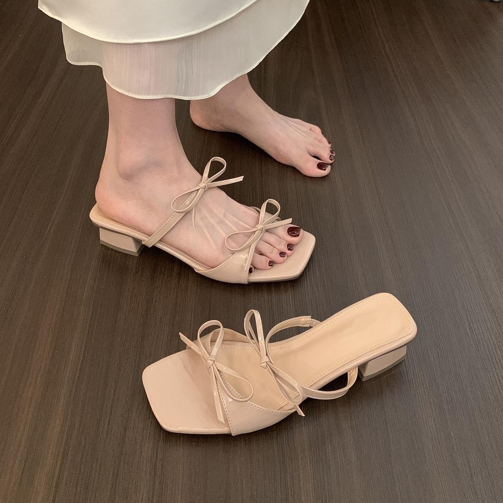 French temperament bow thick heel cool slippers women's summer wear 2025 sticky new with skirt square head open-toed sandals