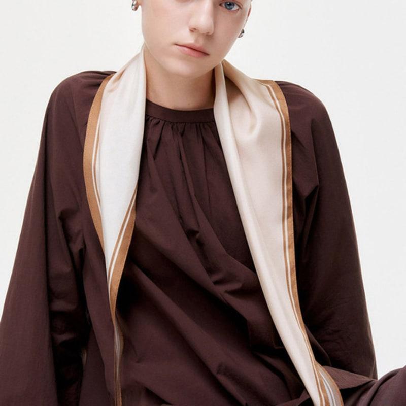 Saint Luxure Ab Camel Beige